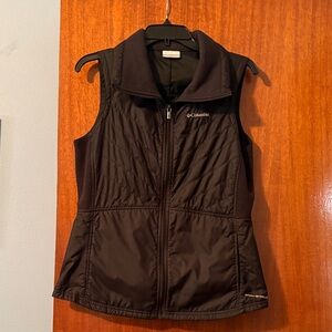 Columbia Women's Black Puffer Vest